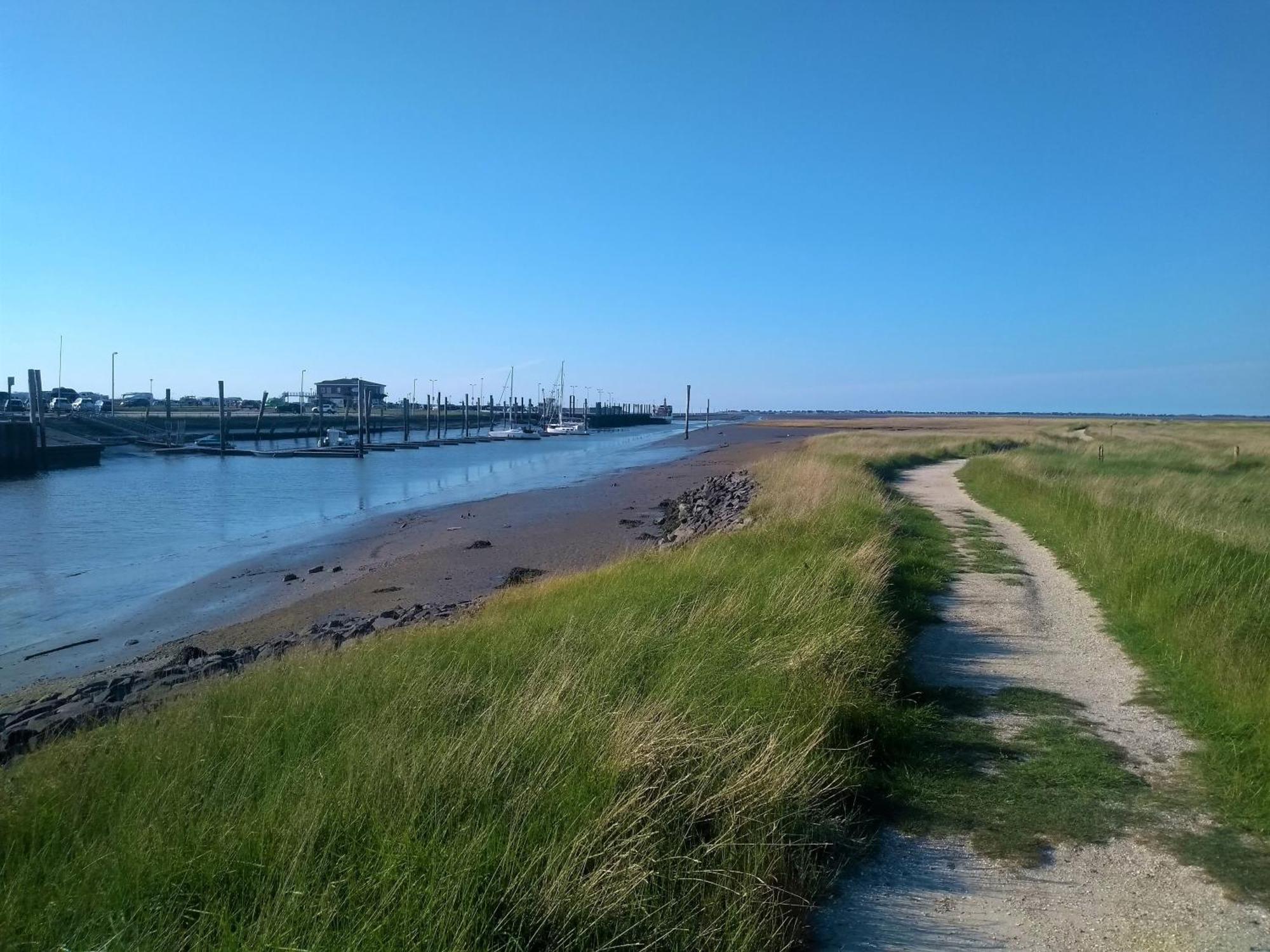 Drei-Insel-Blick Neßmersiel Kültér fotó